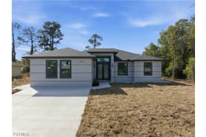 4903 Lee Circle, Lehigh Acres, FL 33971 - MLS#2026007773