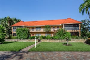805 E Gulf Dr 5-d, Sanibel