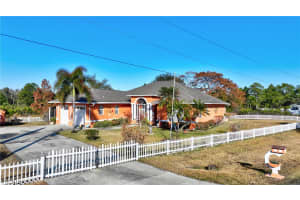 836 Worth Avenue, Lehigh Acres, FL 33974 - MLS#2026007822