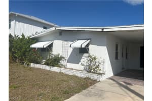 2320 Oleander St, St James City