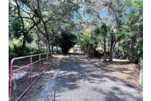 680 Arboleda Street, Clewiston, FL 33440 - MLS#2026007860