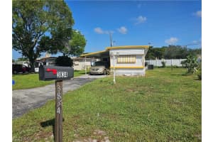 3834 Unique Circle, Fort Myers, FL 33908 - MLS#2026007901