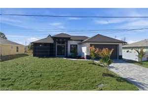 2609 11th Street, Lehigh Acres, FL 33976 - MLS#2026007943