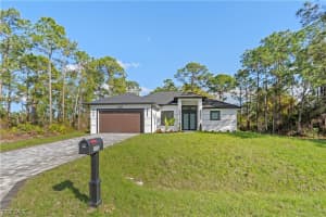 1116 8th Avenue, Lehigh Acres, FL 33972 - MLS#2026008037