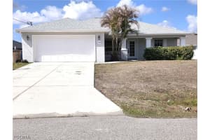 426 Progress Avenue, Lehigh Acres, FL 33974 - MLS#2026008038