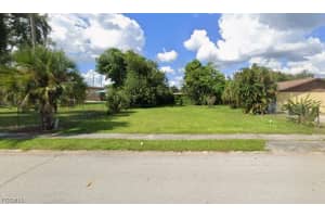 2915 Price Avenue, Fort Myers, FL 33916 - MLS#2026008057