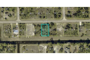 960 Lakeside Drive, Lehigh Acres, FL 33974 - MLS#2026008103