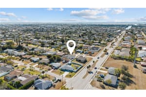 105 44th Terrace, Cape Coral, FL 33904 - MLS#2026008168