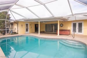 604 Sw 20th Ter, Cape Coral