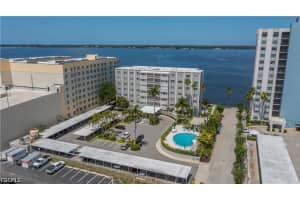 1900 Clifford Street, Fort Myers, FL 33901 - MLS#2026008239