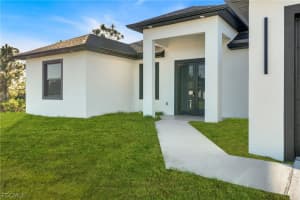 5231 6th Street, Lehigh Acres, FL 33971 - MLS#2026008241