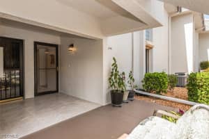 5825 Trailwinds Drive, Fort Myers, FL 33907 - MLS#2026008261