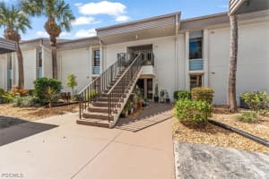 5825 Trailwinds Drive, Fort Myers, FL 33907 - MLS#2026008261