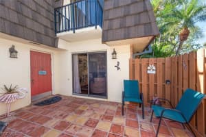 4029 Sandlewood Ln 3, Fort Myers