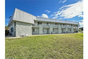 5111 Manor Court, Cape Coral, FL 33904 - MLS#2026008319