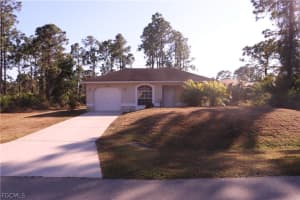 1066 Barnett Street, Lehigh Acres, FL 33974 - MLS#2026008333