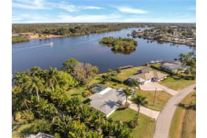 14526 Riverside Drive, Fort Myers, FL 33905 - MLS#2026008342