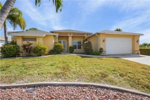 2137 Sw 11th Ct, Cape Coral