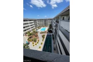 2121 Collier Avenue, Fort Myers, FL 33901 - MLS#2026008375