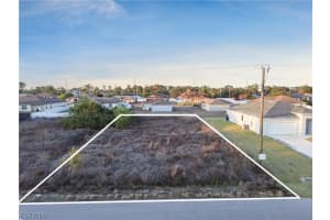 3804 3rd Street, Lehigh Acres, FL 33976 - MLS#2026008383