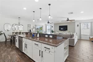 1632 13th Terrace, Cape Coral, FL 33991 - MLS#2026008515