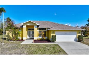200 Danby Road, Lehigh Acres, FL 33936 - MLS#2026008545