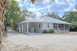 21531 Pearl Street, Alva, FL 33920 - MLS#2026008557