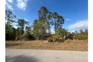 1137 Crestwood Street, Lehigh Acres, FL 33974 - MLS#2026008570