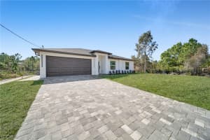 3511 57th Street, Lehigh Acres, FL 33971 - MLS#2026008571