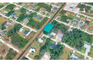 2718 12th Street, Lehigh Acres, FL 33976 - MLS#2026008580