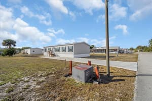 864 Yacht Club Way, Moore Haven, FL 33471 - MLS#2026008587