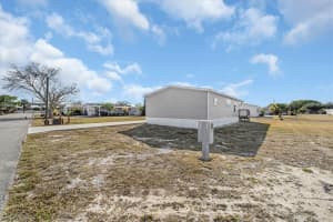 864 Yacht Club Way, Moore Haven, FL 33471 - MLS#2026008587