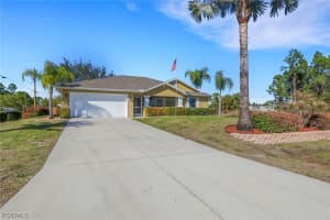 1105 Milwaukee Boulevard, Lehigh Acres, FL 33974 - MLS#2026008588