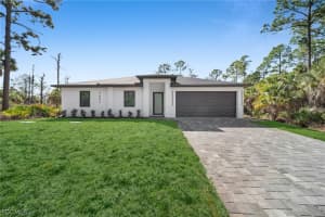 3407 65th St W, Lehigh Acres