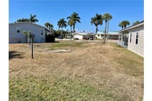 11391 Bayside Boulevard, Fort Myers Beach, FL 33931 - MLS#2026008632