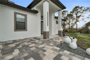 3917 33rd Street, Lehigh Acres, FL 33976 - MLS#2026008669