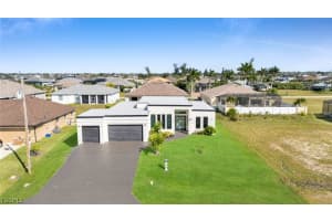 113 37th Avenue, Cape Coral, FL 33991 - MLS#2026008671