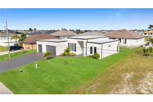 113 37th Avenue, Cape Coral, FL 33991 - MLS#2026008671