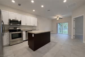 3325 8th Place, Cape Coral, FL 33914 - MLS#2026008783