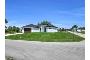 3314 10th Street, Lehigh Acres, FL 33971 - MLS#2026008831