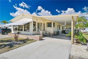 9867 Sugarberry Way, Fort Myers, FL 33905 - MLS#2026008845