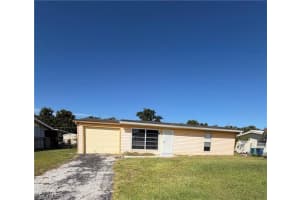 871 Lake Mcgregor Dr, Fort Myers