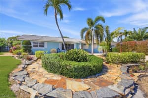 5972 Baker Ct, Fort Myers