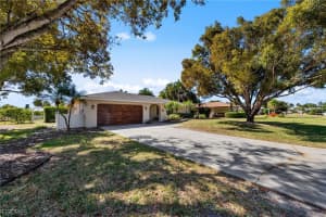 1364 Currier Circle, Fort Myers, FL 33919 - MLS#2026008904