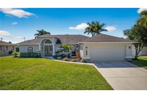2506 Sw 38th St, Cape Coral
