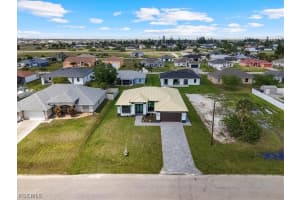 2903 6th Terrace, Cape Coral, FL 33993 - MLS#2026008935