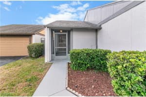 9777 Oakcrest Court, Lehigh Acres, FL 33936 - MLS#2026008969