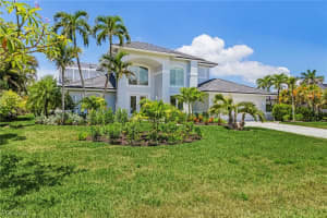 896 Limpet Dr, Sanibel