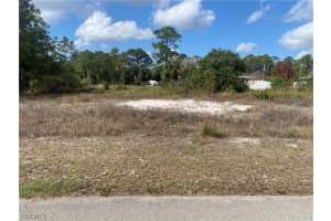 162 Blakely Avenue, Lehigh Acres, FL 33974 - MLS#2026008992