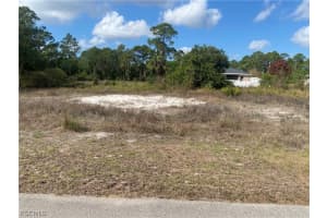162 Blakely Avenue, Lehigh Acres, FL 33974 - MLS#2026008992